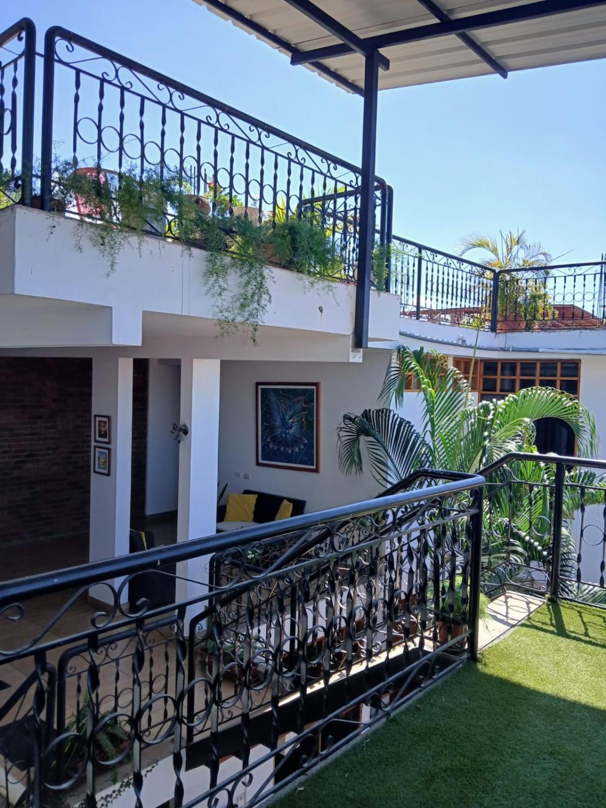 Alojamiento Familiar Custodia Tarapoto Bagian luar foto